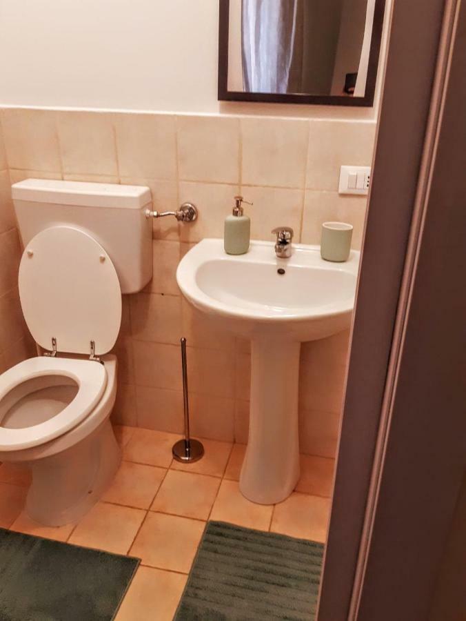 Quarto em Acomodações Particulares Sonny House Re Di Affittacamere *