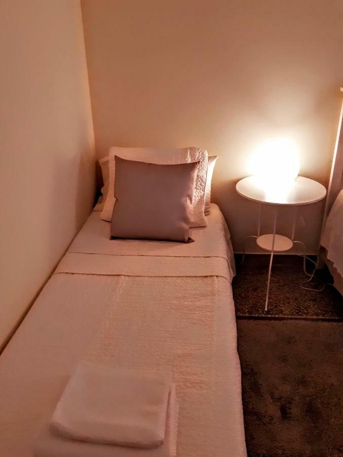 Sonny House Re Di Affittacamere Quarto em Acomodações Particulares